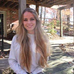 Meet your Posher, Selina